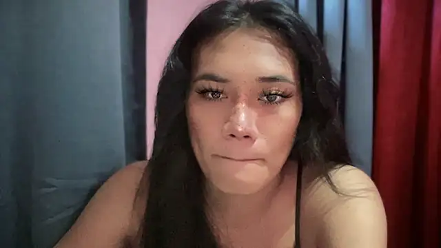 untouchable mia online show from 12/03/25, 11:47