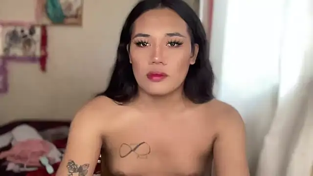 untouchable mia online show from 12/18/25, 03:45