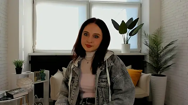 Snapshot of TalishaSturdy chatting on 10/31/25, 09:43 TalishaSturdy online show from 10/31/25, 09:43