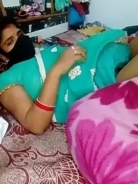 hot couple 000 online show from 01/06/26, 02:54