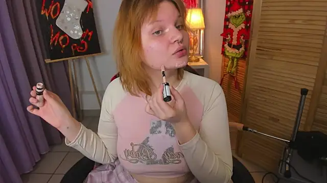 babyyullii online show from 12/14/25, 08:30