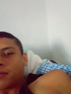 Snapshot of Yordiparra chatting on 06/05/26, 02:51 Yordiparra online show from 06/05/26, 02:51