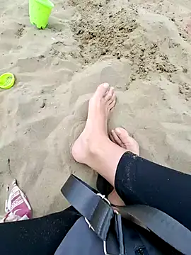 Piediniecollant online show from 04/12/26, 09:14