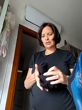 Piediniecollant online show from 05/13/26, 01:30