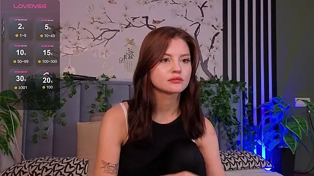 Sophie fawn online show from 11/12/25, 11:54