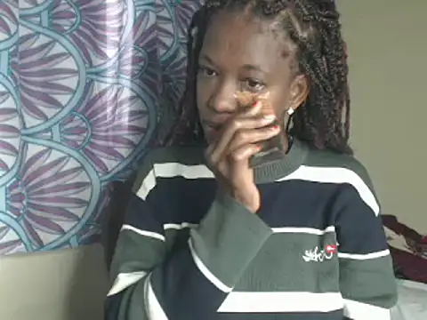 Snapshot of LilithMiller_ chatting on 06/19/26, 01:15 LilithMiller online show from 06/19/26, 01:15