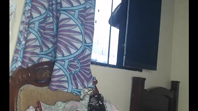 Snapshot of LilithMiller_ chatting on 06/27/26, 12:22 LilithMiller online show from 06/27/26, 12:22