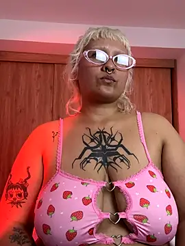 pinkbaddie777 online show from 11/07/25, 02:33