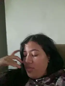 morenahhwy online show from 10/27/25, 08:02