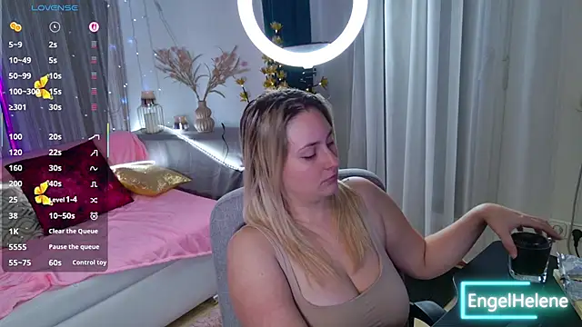 EngelHelene online show from 11/27/25, 07:05