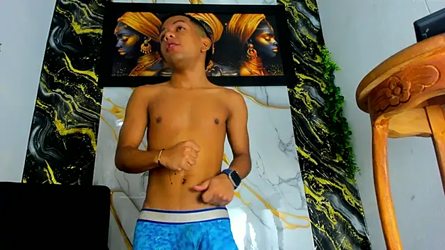 wild best online show from 02/18/26, 01:29