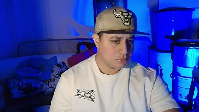 Snapshot of tony_thebest2 chatting on 07/24/26, 02:31 tony thebest2 online show from 07/24/26, 02:31