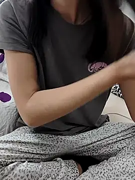 carlina28 online show from 11/04/25, 09:52