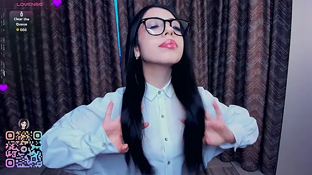 TonjaNeace online show from 11/30/25, 04:38