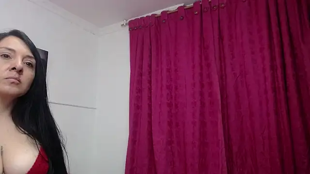 TammyBrooks  online show from 11/03/25, 10:27