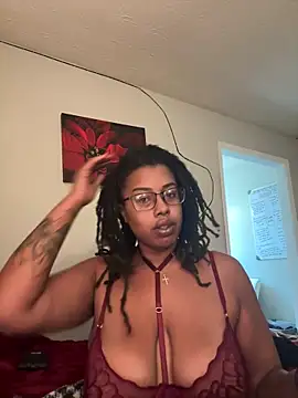 Snapshot of bbbdent chatting on 10/27/25, 07:40 bbbdent online show from 10/27/25, 07:40