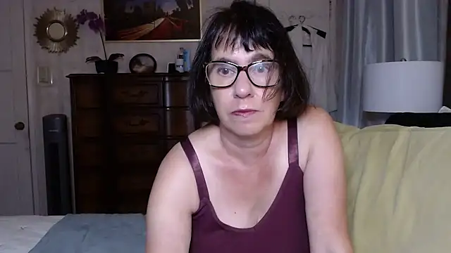 BigbustedBrenda online show from 11/06/25, 06:20