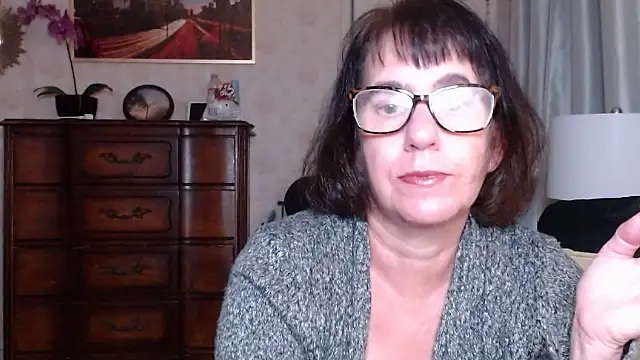 BigbustedBrenda online show from 12/02/25, 06:36