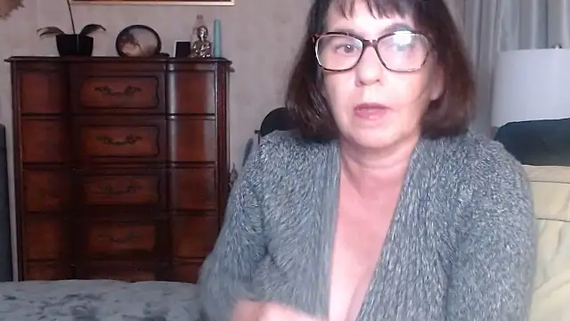 BigbustedBrenda online show from 12/05/25, 05:31