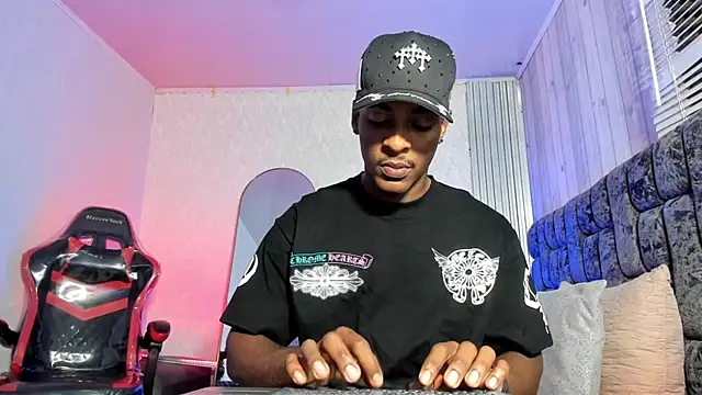 for itan online show from 04/20/26, 01:14