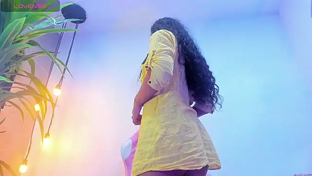 Marilyn Blakee online show from 12/18/25, 01:11