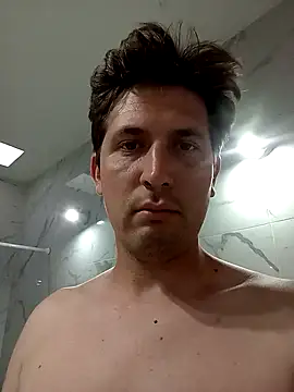 Snapshot of calitox1995 chatting on 10/28/25, 08:44 calitox1995 online show from 10/28/25, 08:44