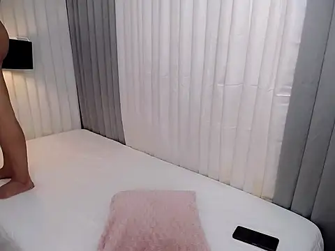 Xhugejerkingtrans online show from 01/10/26, 10:06