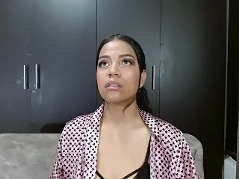 NandyKiss online show from 11/23/25, 10:15