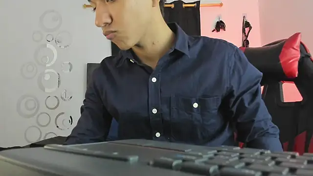 Maximiliano Khalil online show from 11/26/25, 07:26