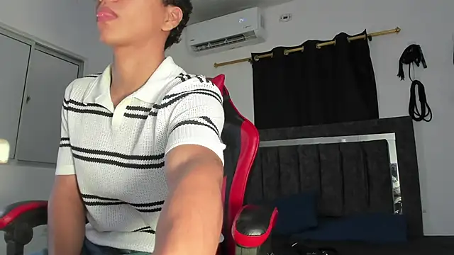 Maximiliano Khalil online show from 01/13/26, 07:30