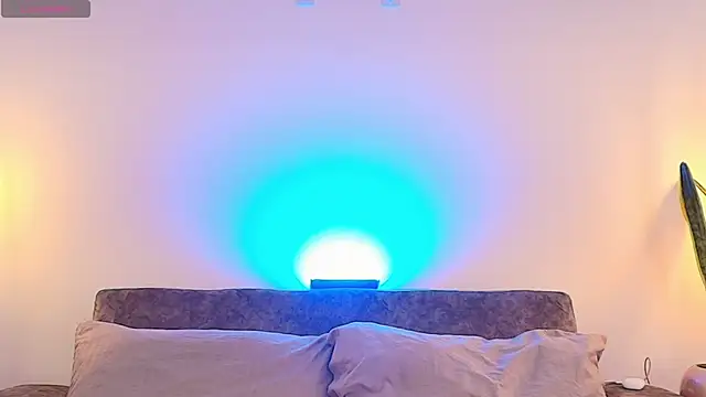 FernandaFox  online show from 05/20/26, 03:34