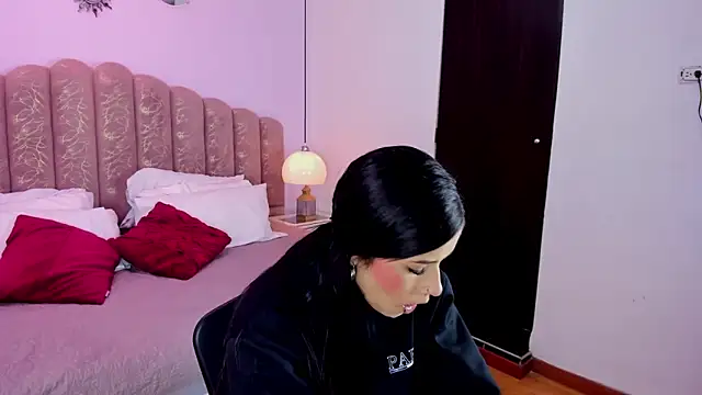 Kim Luna1 online show from 03/25/26, 11:49