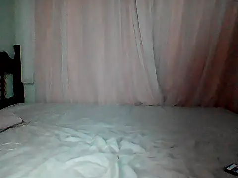 Snapshot of HotGiirl2025 chatting on 11/04/25, 03:38 HotGiirl2025 online show from 11/04/25, 03:38