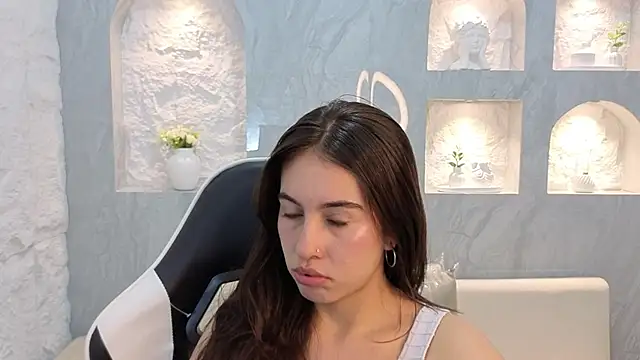 Nikka Tx online show from 12/04/25, 03:38