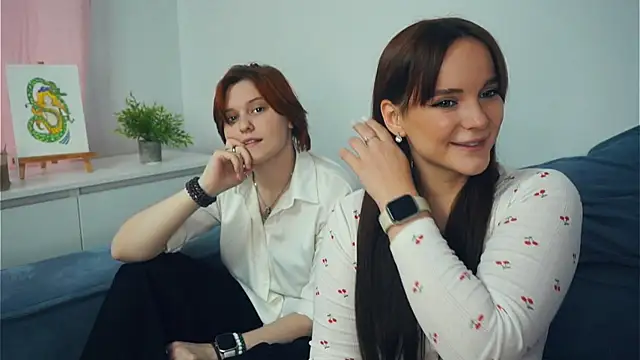 AnnamariaVansteenwyk online show from 10/28/25, 08:07