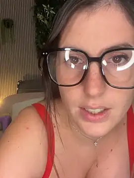 Snapshot of MysteryGirl__ chatting on 10/28/25, 01:25 MysteryGirl   online show from 10/28/25, 01:25