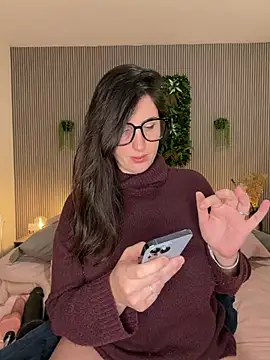 MysteryGirl   online show from 02/09/26, 09:02