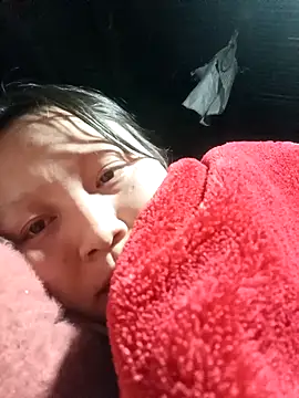 yoyo-mi online show from 12/18/25, 08:48