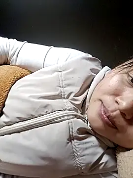 yoyo-mi online show from 02/05/26, 02:27