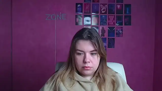 SusannaNight online show from 11/22/25, 06:12