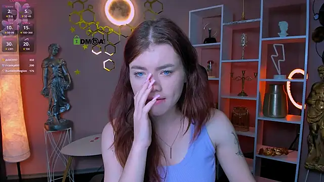 Snapshot of isabel_wave chatting on 07/13/26, 01:41 isabel wave online show from 07/13/26, 01:41