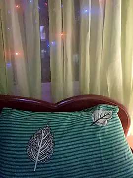 Snapshot of Esenia505 chatting on 01/15/26, 05:16 Esenia505 online show from 01/15/26, 05:16