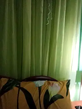 Snapshot of Esenia505 chatting on 03/01/26, 04:03 Esenia505 online show from 03/01/26, 04:03