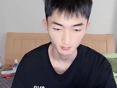 N228 online show from 11/04/25, 08:02