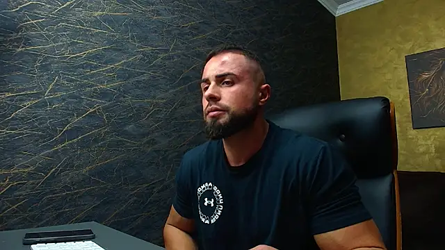 HayesWood online show from 11/04/25, 05:50