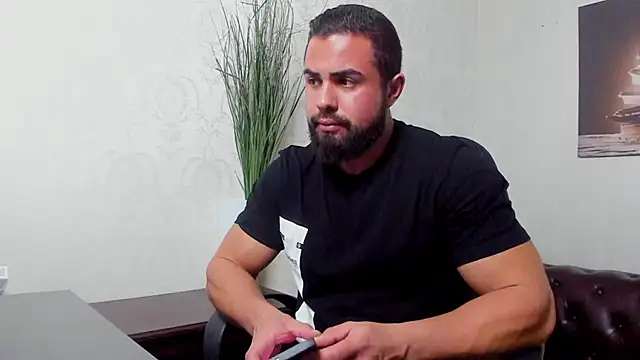 HayesWood online show from 11/27/25, 05:42