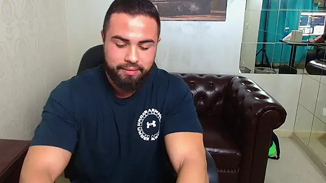 HayesWood online show from 12/14/25, 05:57