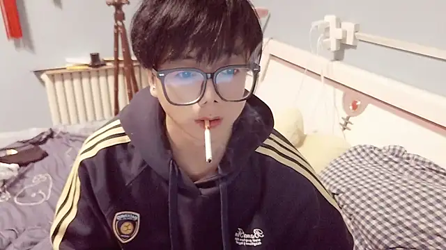 chenwen520 online show from 10/29/25, 02:08