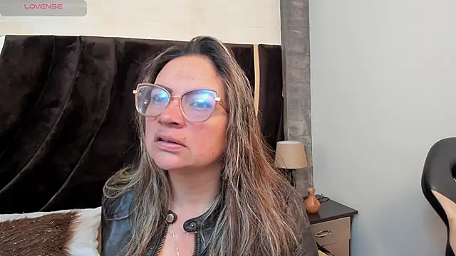 Lady Lure online show from 01/10/26, 12:40