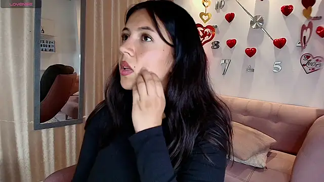 KamyGlam online show from 02/20/26, 08:09